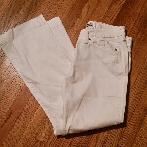 Levi's Jeans Levi Strauss White Boot Cut Jeans Sz4 Short Poshmark